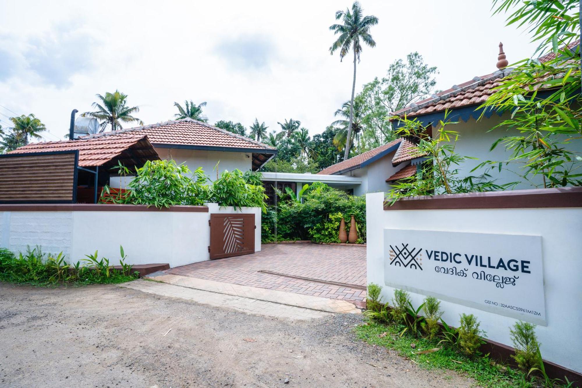 Kochi Vedic Village Retreat Kodungallur מראה חיצוני תמונה