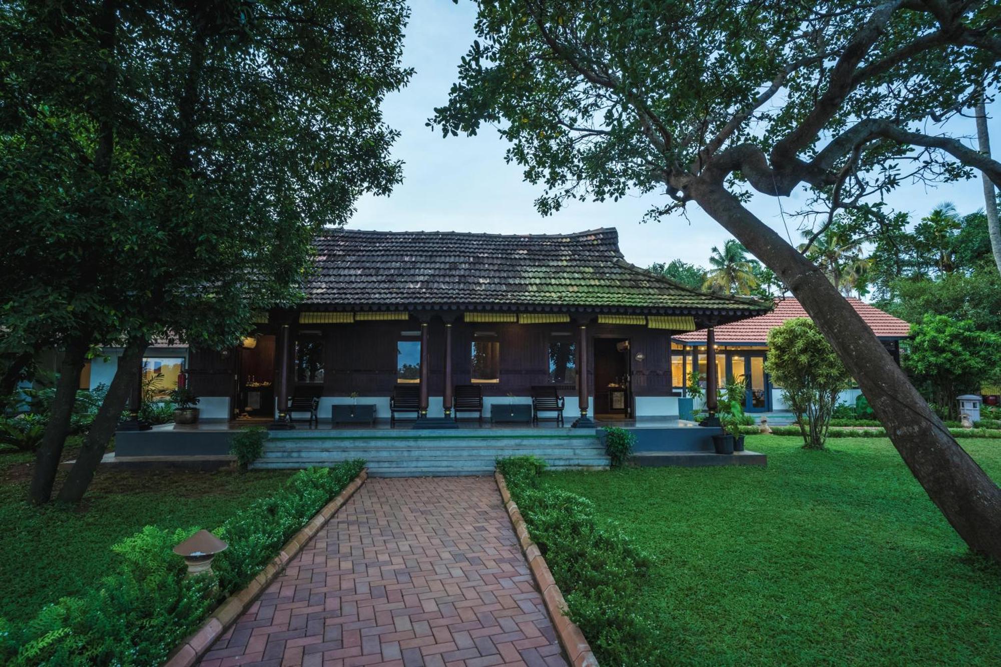 Kochi Vedic Village Retreat Kodungallur מראה חיצוני תמונה